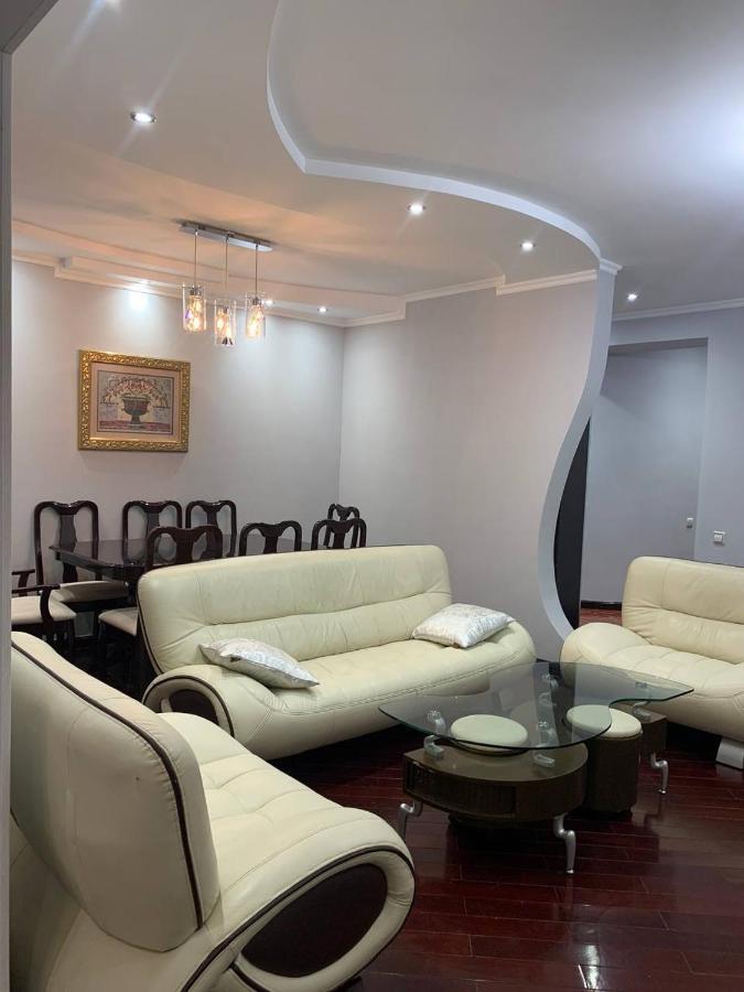 Beautiful Apartments In The Heart Of The City Tashkent Luaran gambar