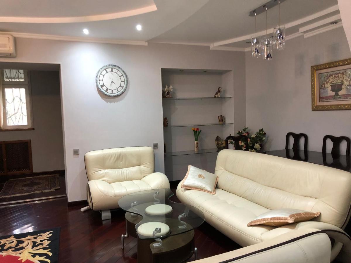 Beautiful Apartments In The Heart Of The City Tashkent Luaran gambar